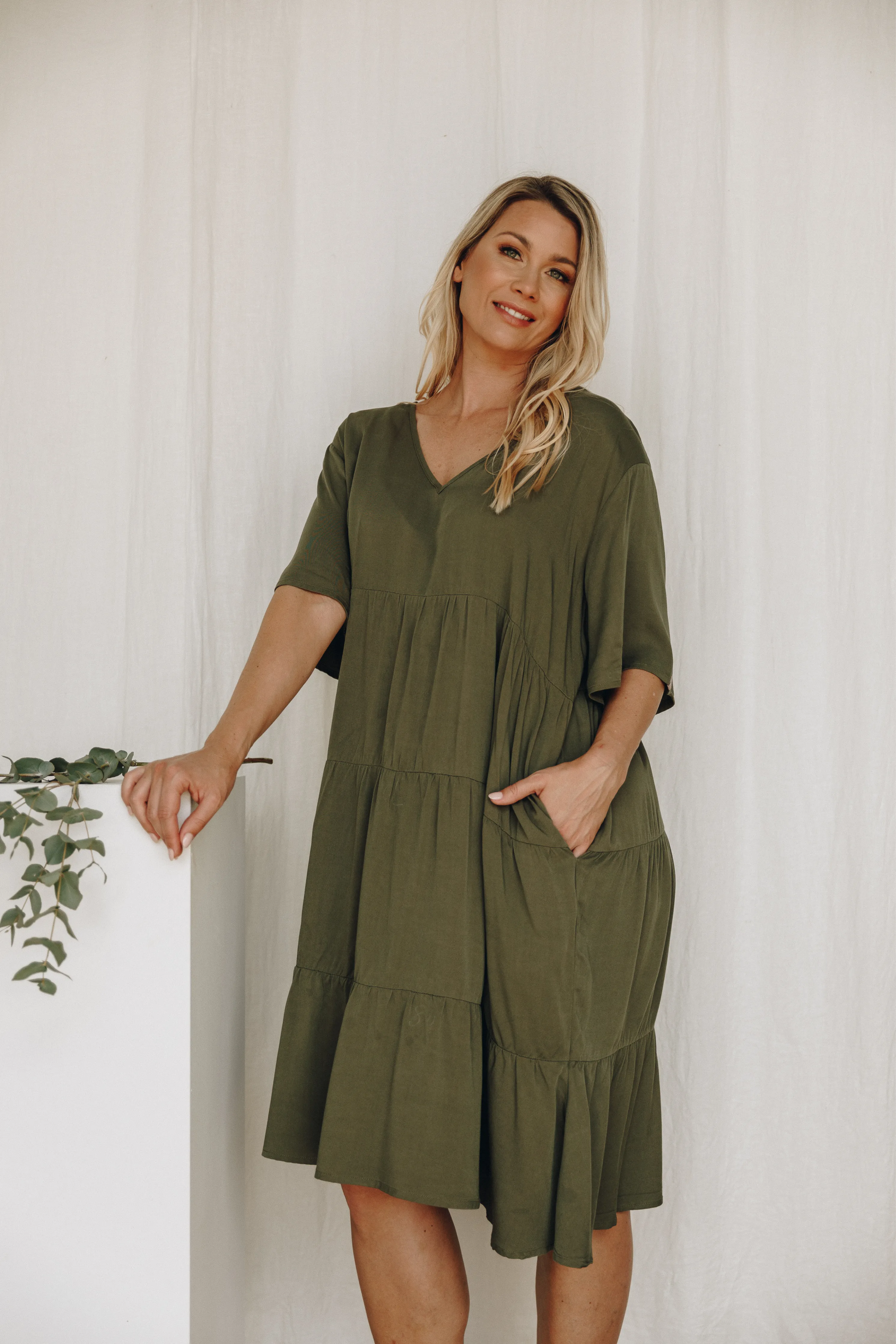 Chic Dress | Khaki | FINAL SALE