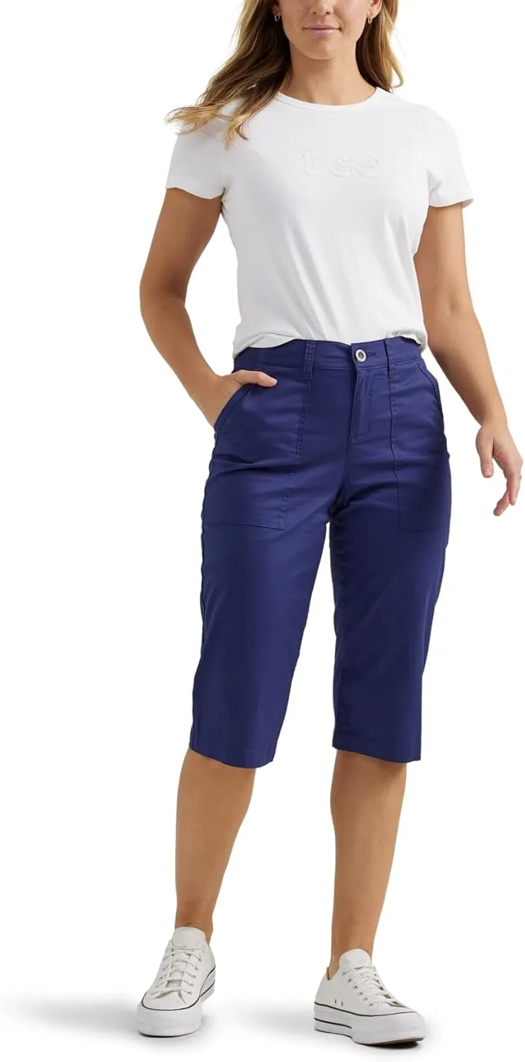 Lee Women's Ultra Lux Comfort with Flex-to-go Utility Skimmer Capri Pant