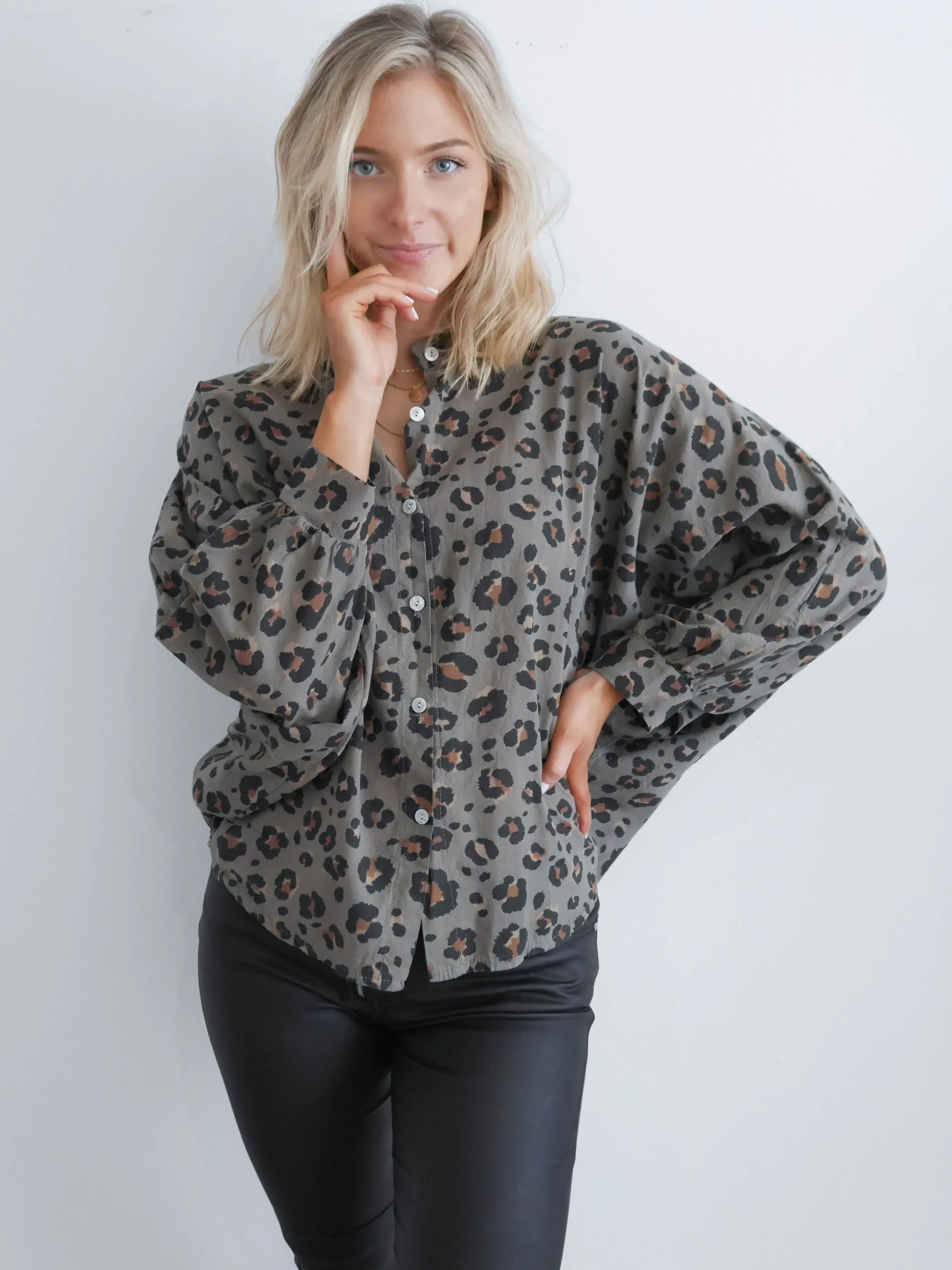 Leona Blouse Chocolate