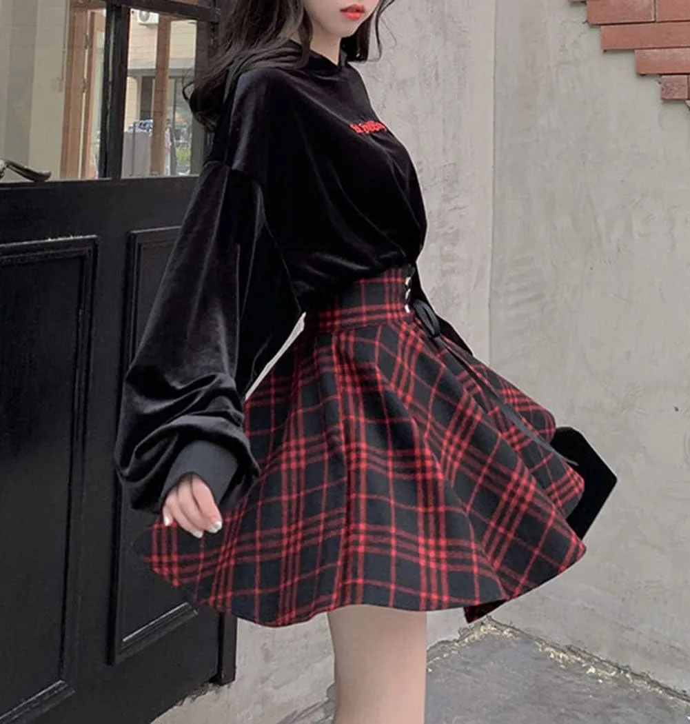 Lunoakvo Women's High Waisted Short A-line Flare Gothic Mini Black Red Plaid Pleated Skirt Dress