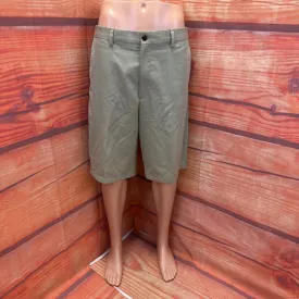 MENS EDDIE BAUER KHAKI SHORTS SZ 40 TALL TC3