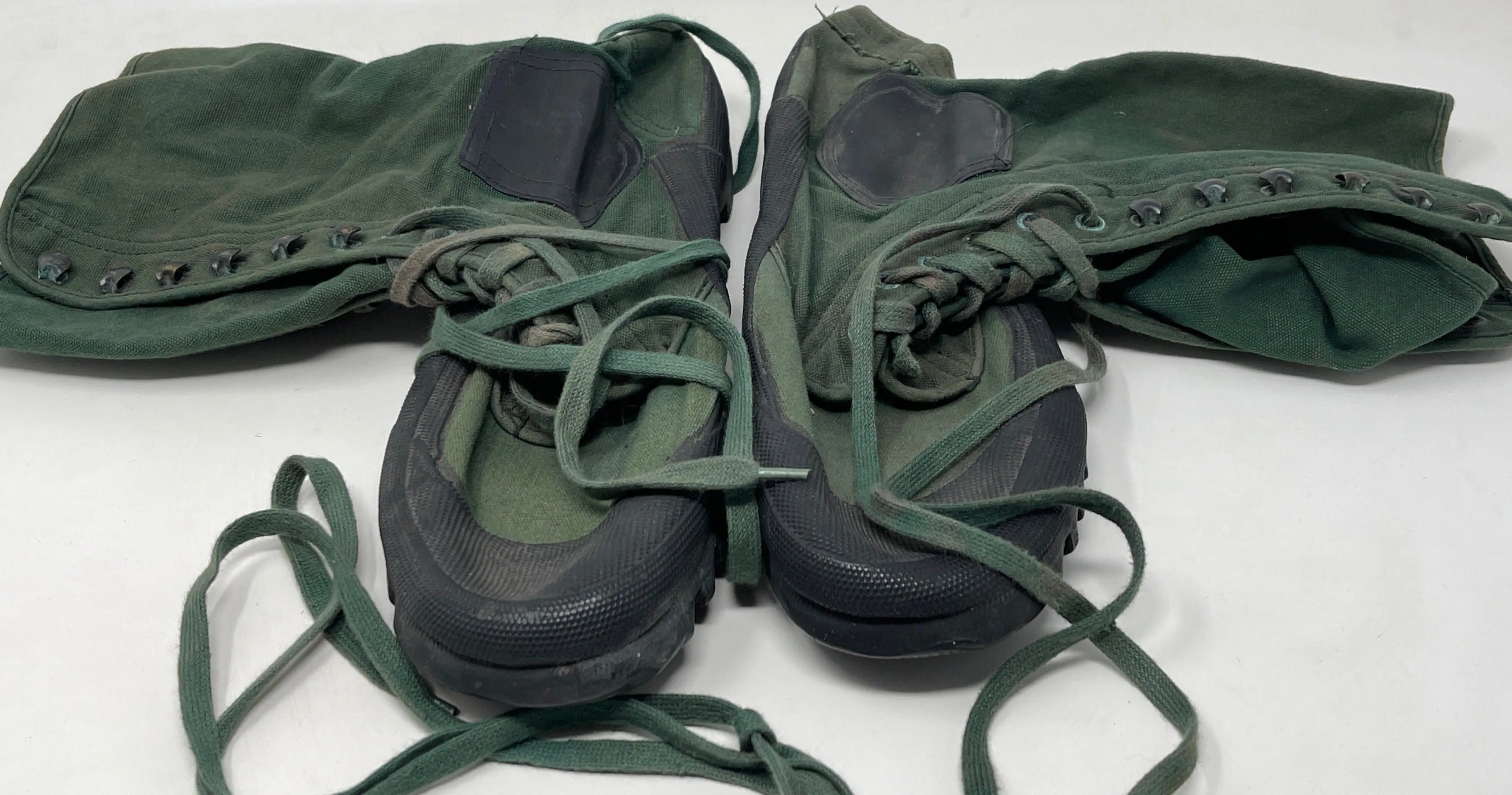 Optimized E-commerce Product Title: British Jungle Boots 1944 Pattern Size 7
